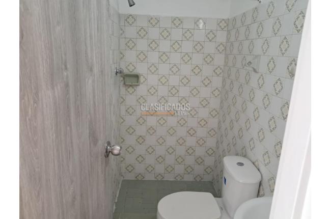 Apartamentos, Alquiler, Alcázares - $1.000.000