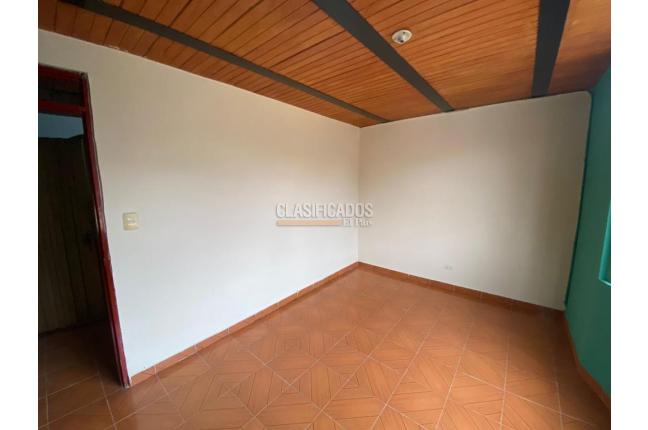 Apartamentos, Alquiler, Salomia - $800.000