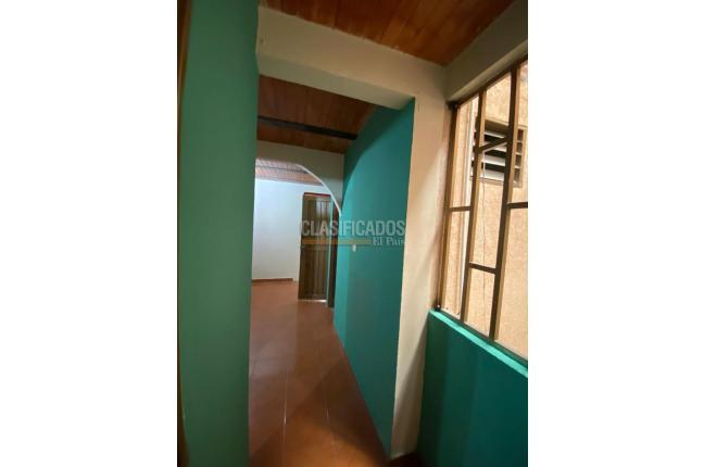 Apartamentos, Alquiler, Salomia - $800.000