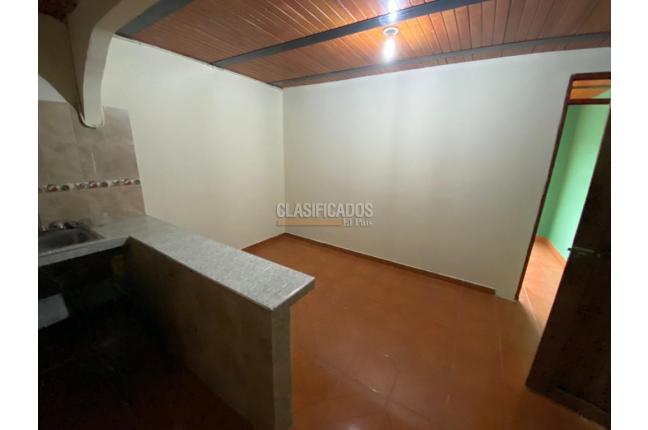 Apartamentos, Alquiler, Salomia - $800.000