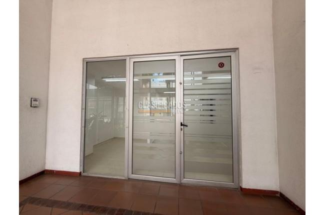 Oficinas y Consultorios, Venta en Versalles