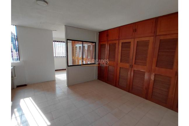 Apartaestudios, Alquiler, Departamental - $900.000