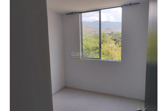 Apartamentos, Alquiler, Aguacatal - $1.300.000
