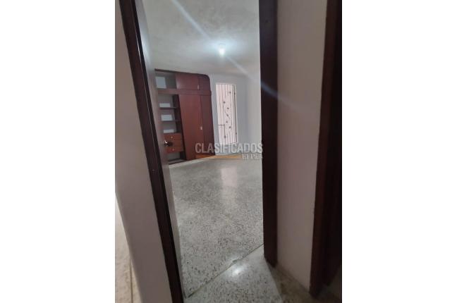 Casas, Alquiler, Pampalinda - $3.000.000