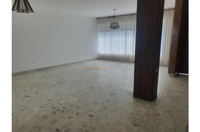 Casas, Venta en Santa Mónica Residencial