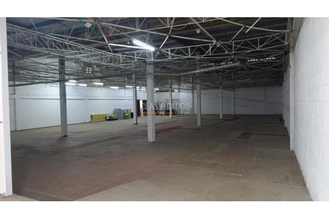 Locales y Bodegas, Alquiler, Barranquilla - $40.000.000