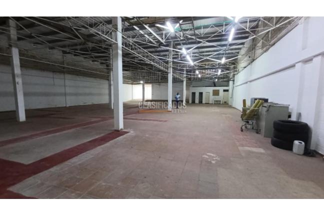 Locales y Bodegas, Alquiler, Barranquilla - $40.000.000