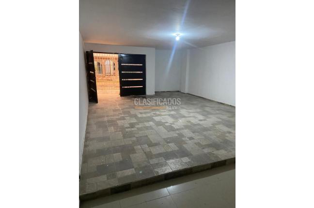 Casas, Alquiler, Santo Tomas - $1.800.000