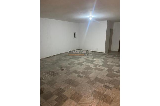 Casas, Alquiler, Santo Tomas - $1.800.000