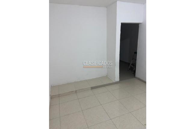 Casas, Alquiler, Santo Tomas - $1.800.000