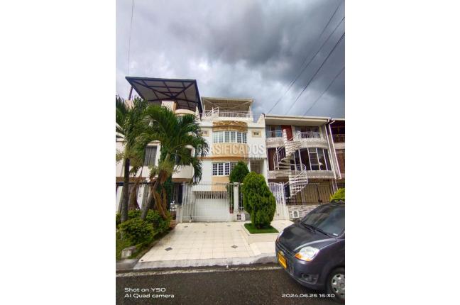 Casas, Alquiler en Caney