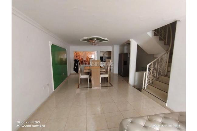 Casas, Alquiler, Caney - $4.500.000
