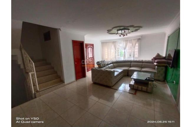 Casas, Alquiler, Caney - $4.500.000