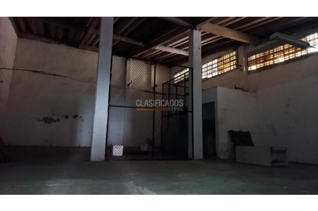 Locales y Bodegas, Alquiler, Barranquilla - $9.000.000
