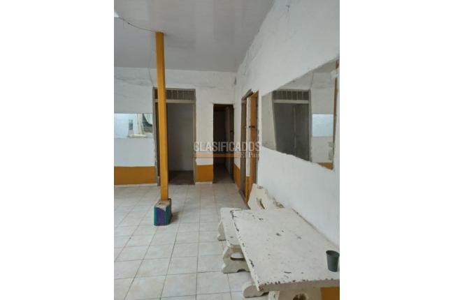 Casas, Alquiler en San Cayetano