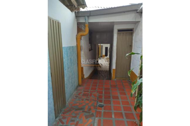 Casas, Venta, San Cayetano - $680.000.000