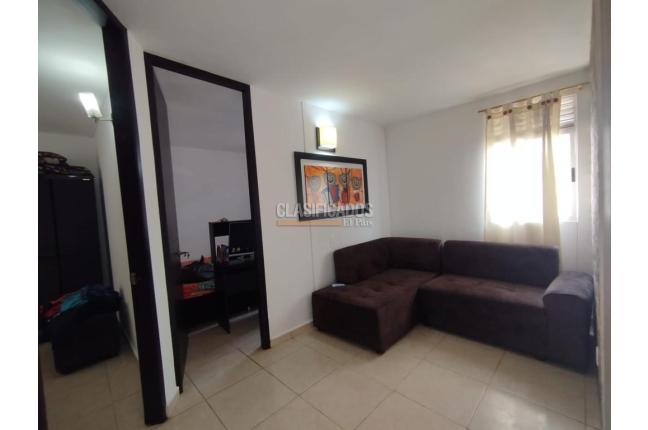 Apartamentos, Alquiler, Candelaria - $900.000