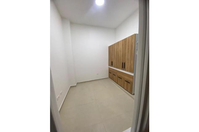 Apartamentos, Alquiler, Nueva Floresta - $1.500.000
