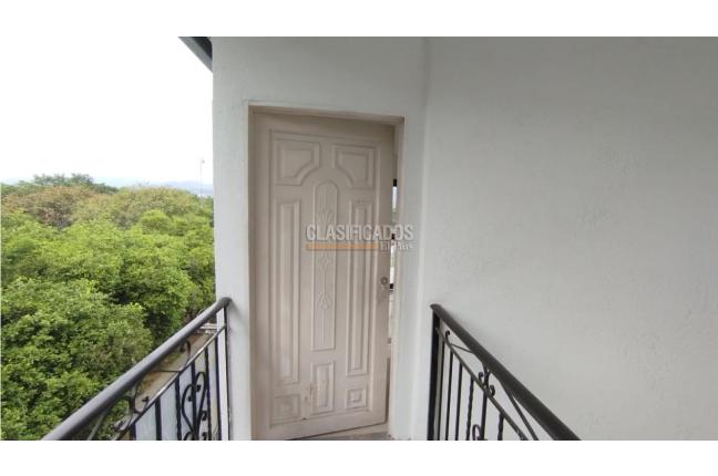 Apartamentos, Alquiler, Primero de Mayo - $1.600.000