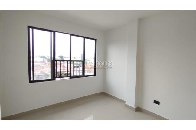 Apartamentos, Alquiler, Primero de Mayo - $1.600.000