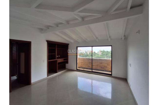 Apartamentos, Alquiler, Versalles - $4.000.000