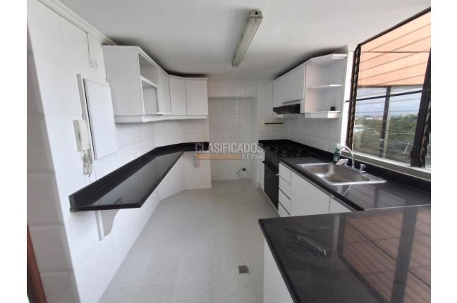 Apartamentos, Alquiler, Versalles - $4.000.000