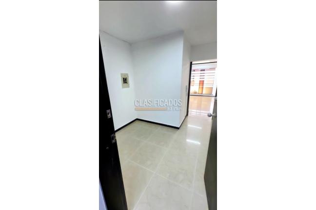 Oficinas y Consultorios, Alquiler, Ciudad Jardín - $2.500.000
