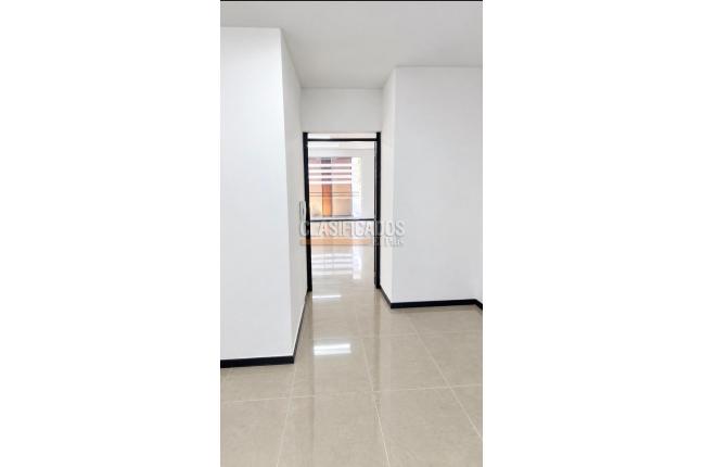 Oficinas y Consultorios, Alquiler, Ciudad Jardín - $2.500.000