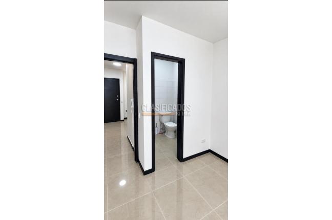 Oficinas y Consultorios, Alquiler, Ciudad Jardín - $2.500.000