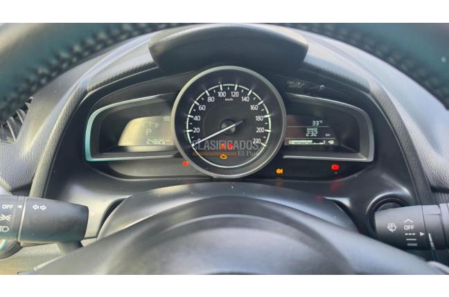 Mazda 2 2023