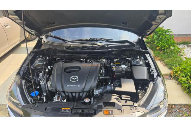 Mazda 2 2023
