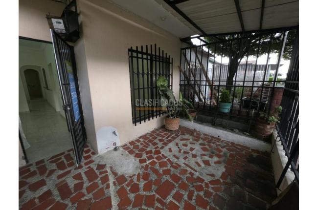 Casas, Alquiler, Palmira - $800.000