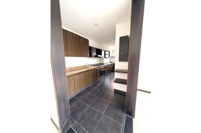 Apartamentos, Alquiler, Ciudad Jardín - $8.000.000
