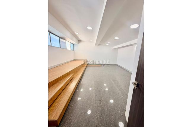 Oficinas y Consultorios, Venta en Centro Ccial. Unicentro