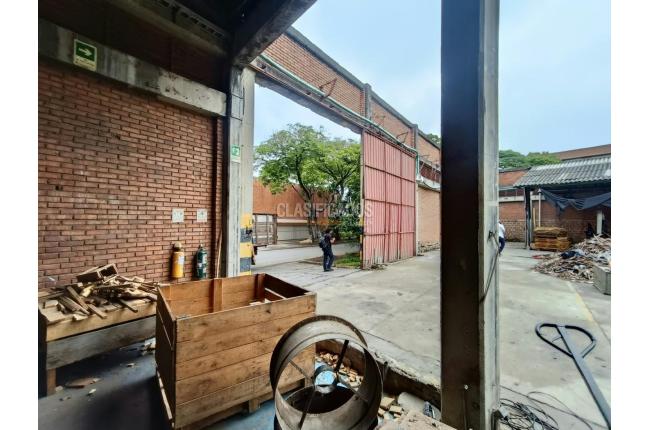 Locales y Bodegas, Alquiler, Las Delicias - $33.000.000