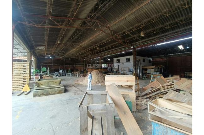 Locales y Bodegas, Alquiler, Las Delicias - $33.000.000