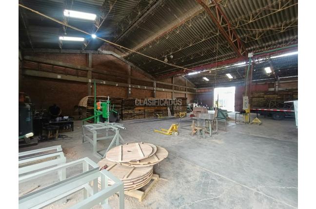 Locales y Bodegas, Alquiler, Las Delicias - $33.000.000