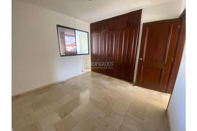Oficinas y Consultorios, Alquiler, Ciudad Jardín - $1.800.000