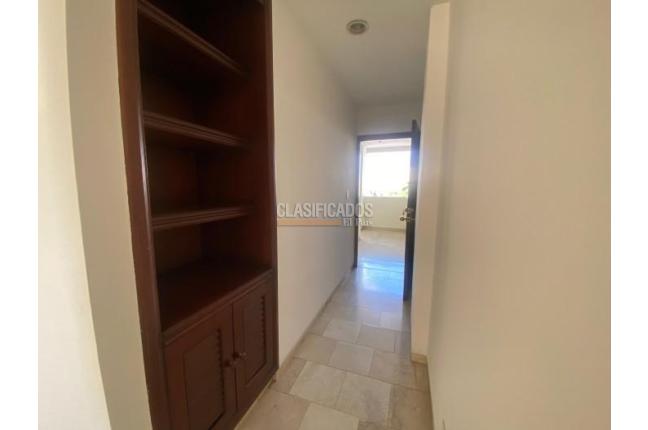 Oficinas y Consultorios, Alquiler, Ciudad Jardín - $1.800.000