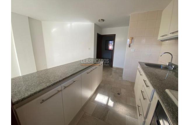 Oficinas y Consultorios, Alquiler, Ciudad Jardín - $1.800.000