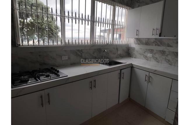 Casas, Alquiler, Miraflores - $7.500.000