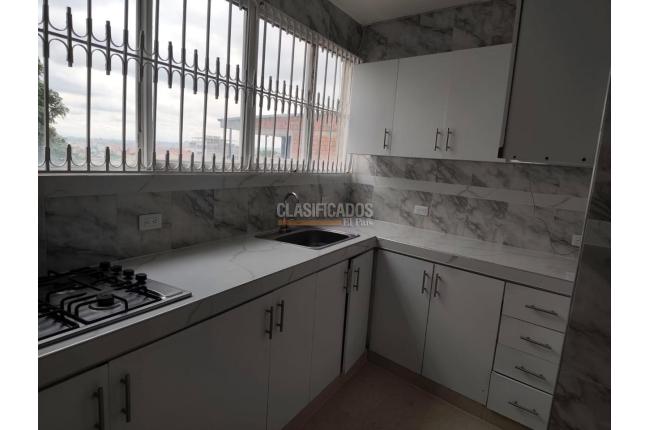 Casas, Alquiler, Miraflores - $7.500.000