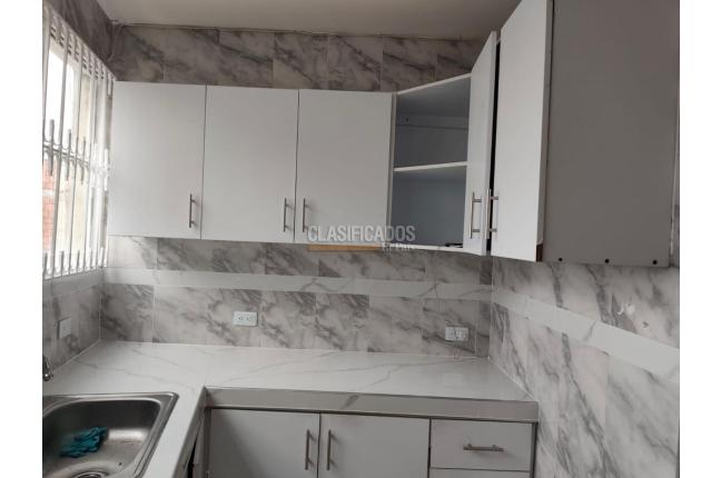 Casas, Alquiler, Miraflores - $7.500.000