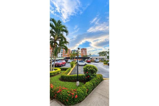 Apartamentos, Venta, Flora Industrial - $380.000.000