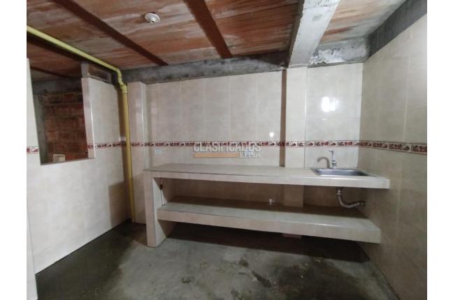 Casas, Alquiler, Candelaria - $600.000