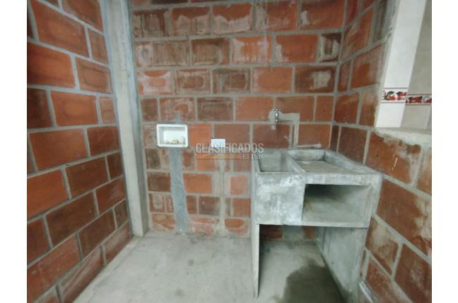 Casas, Alquiler, Candelaria - $600.000