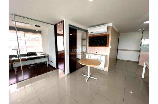 Oficinas y Consultorios, Venta, Ciudad Jardín - $700.000.000