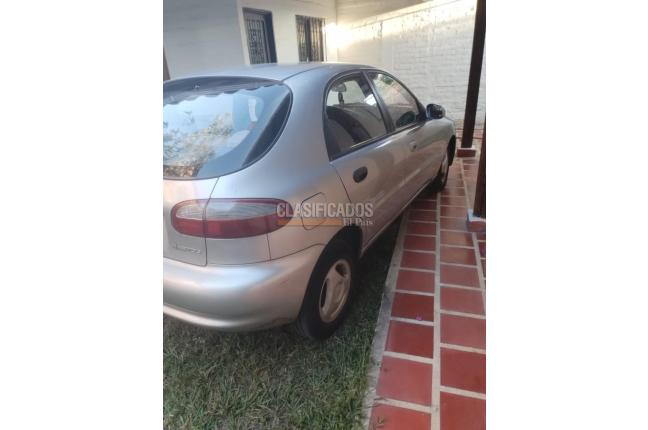 Daewoo Lanos 2000 - $12.000.000