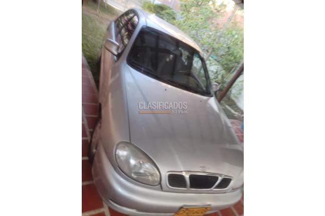 Daewoo Lanos 2000 - $12.000.000