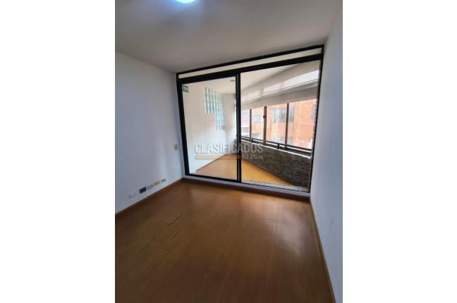 Locales y Bodegas, Alquiler, Bogotá - $1.300.000